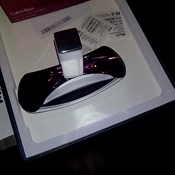 Parfum - Picture 3 of 6